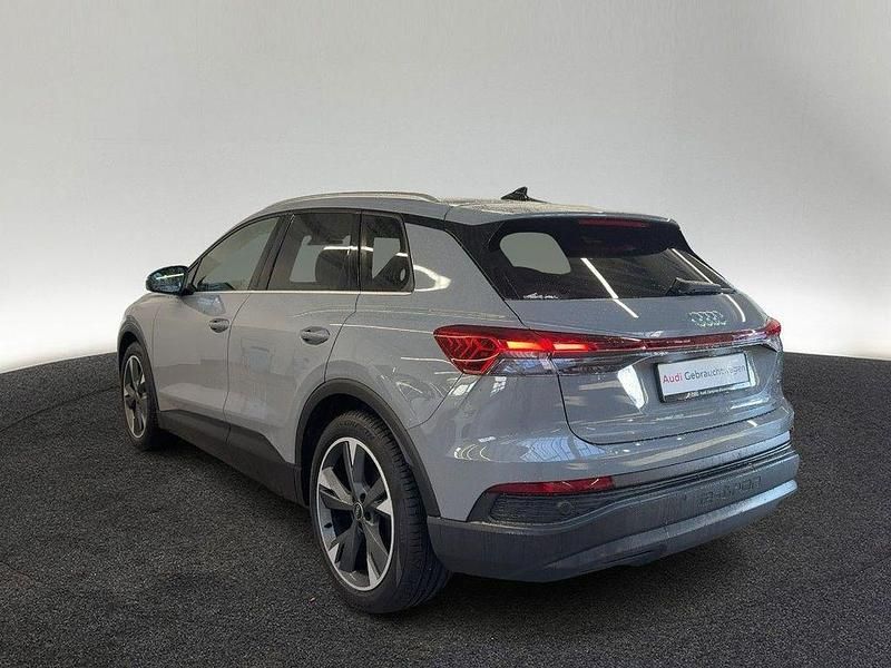 Gebraucht Audi Q4 e-tron Performance 210 kW (286 PS) 2024 C2 kieselgrau SUV