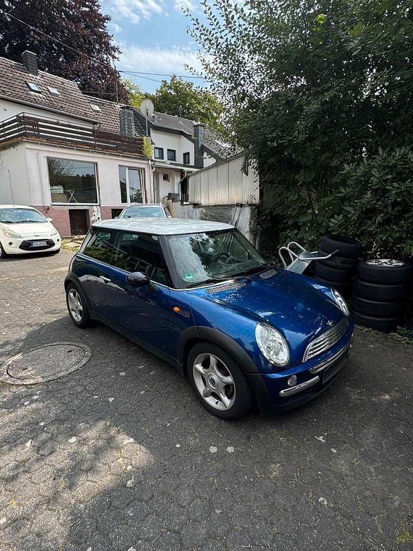 Blau Gebraucht 2004 Mini Cooper Kleinwagen | 1.400 € - Bild 1/4