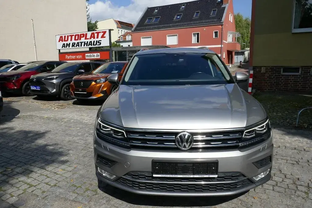 Gebraucht VW Tiguan Highline 179 PS (131 kW) 2016 Silber SUV