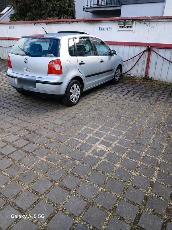 Gebraucht VW Polo 70 PS (51 kW) 2003 Silber Limousine