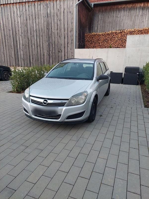 Silber Gebraucht 2009 Opel Astra Innovation Kombi | 899 € (Superpreis) - Bild 1/4