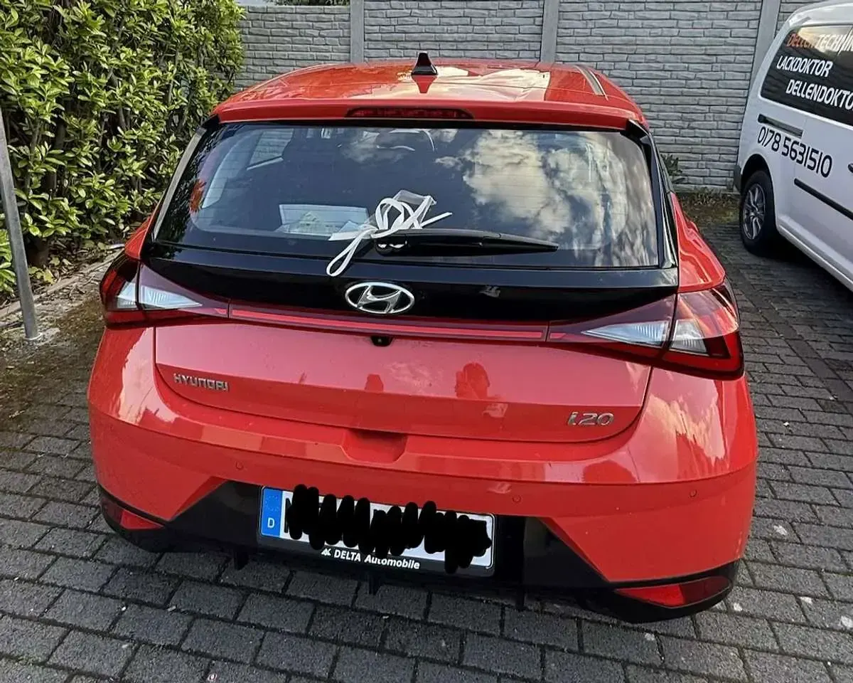 Gebraucht Hyundai i20 Intro Edition 101 PS (74 kW) 2020 Rot Kleinwagen