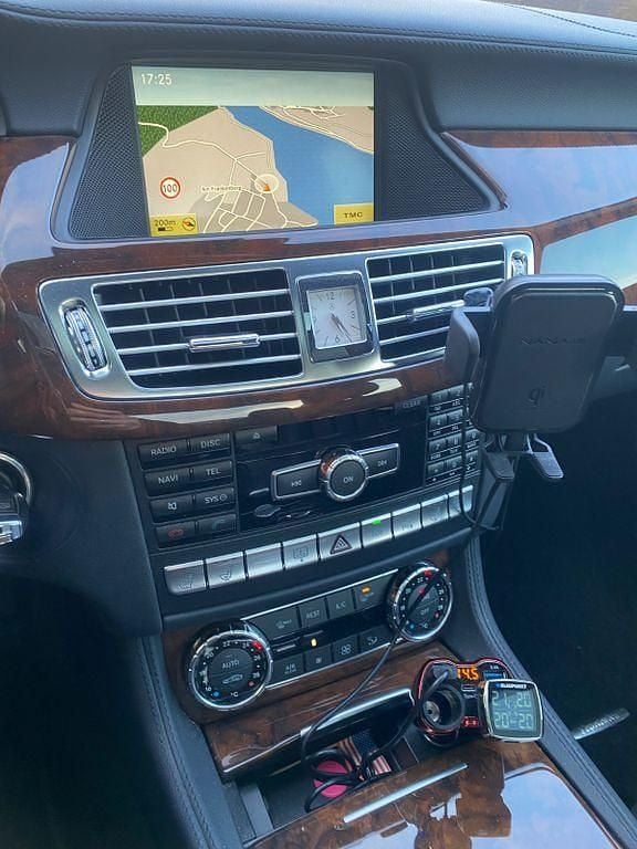 Gebraucht Mercedes CLS350 306 PS (225 kW) 2012 Grau Limousine