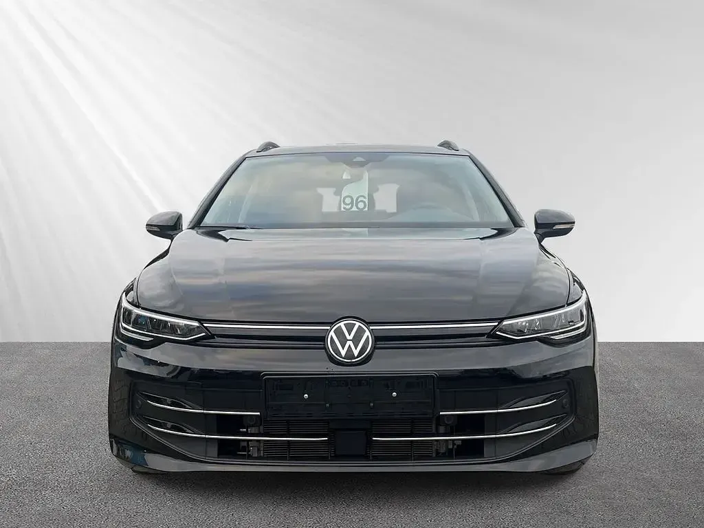 Gebraucht VW Golf VIII Goal 116 PS (85 kW) 2025 Schwarz Kombi