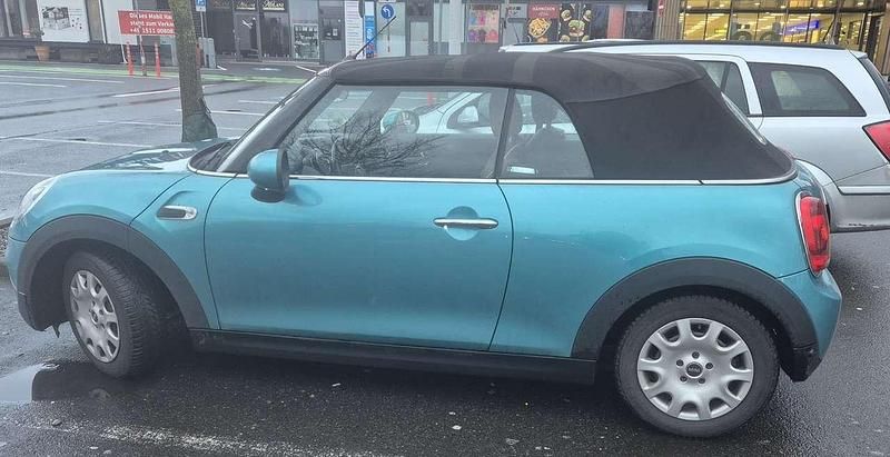 Gebraucht Mini One Cabriolet 102 PS (75 kW) 2016 Blau Cabrio