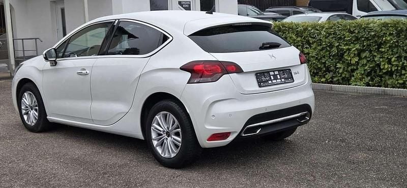 Gebraucht DS Automobiles DS4 165 PS (121 kW) 2016 Lack weiss perlglänzend/ Kleinwagen
