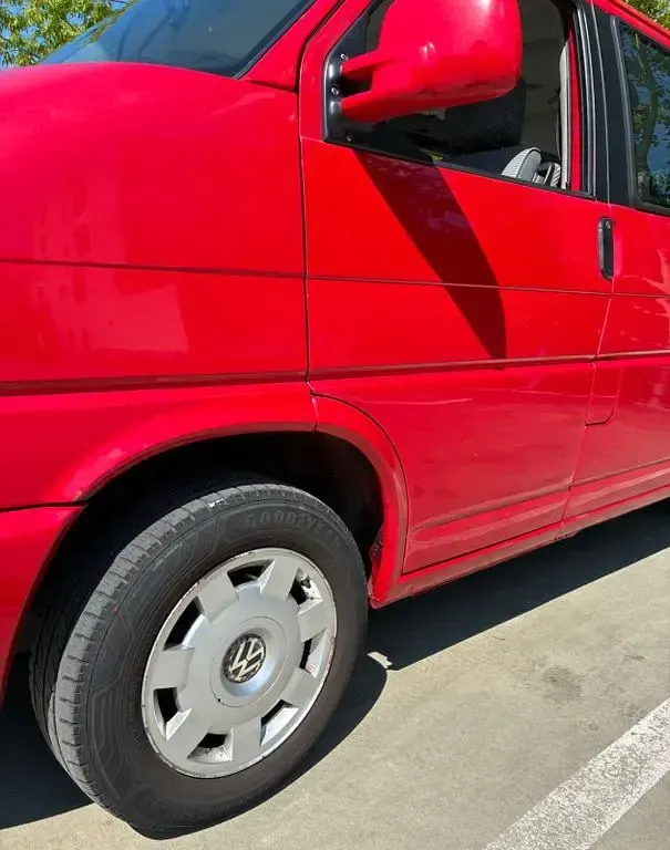 Gebraucht VW Multivan 102 PS (75 kW) 1997 Rot Van / Kleinbus