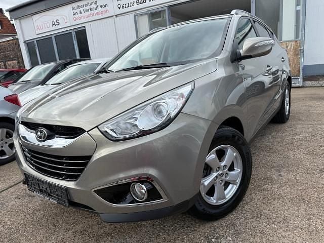 Silber Gebraucht 2010 Hyundai ix35 Style SUV | 9.990 € (Fairer Preis) - Bild 1/4