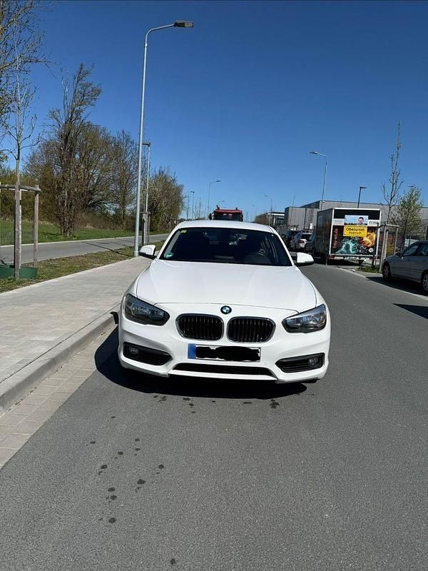 Usata BMW 116 Efficient Dynamics 116 CV (85 kW) 2015 Bianco Utilitaria