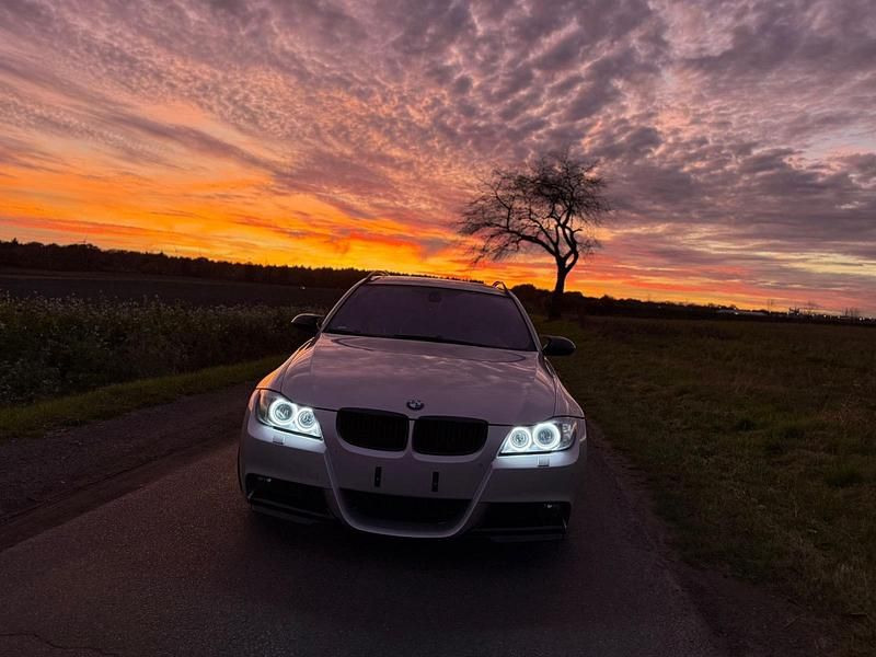 Gebraucht BMW 335 Sport Line 420 PS (308 kW) 2007 Silber Kombi