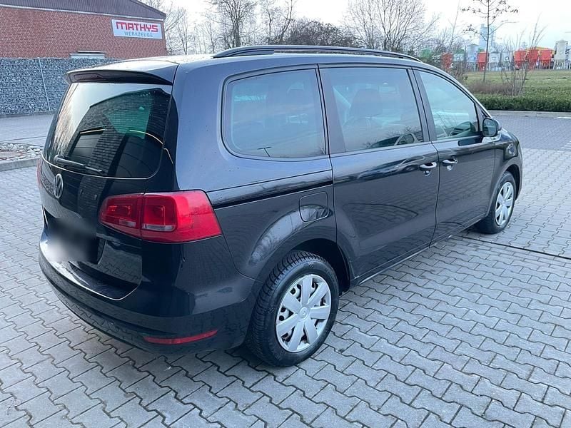 Gebraucht VW Sharan 140 PS (102 kW) 2011 Schwarz Van / Kleinbus