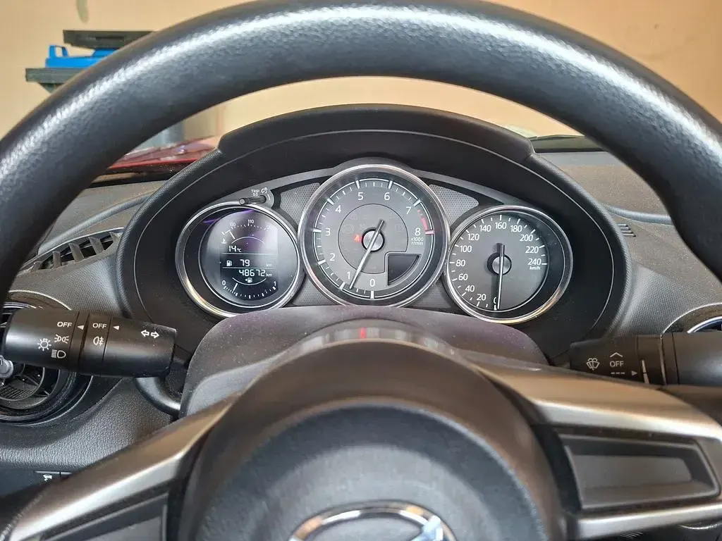 Gebraucht Mazda MX5 Prime-Line 131 PS (96 kW) 2016 Rot Cabrio