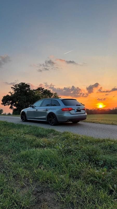 Gebraucht Audi A4 160 PS (117 kW) 2009 Grau Kombi