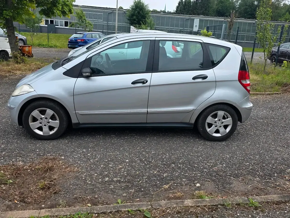 Gebraucht Mercedes A170 115 PS (84 kW) 2007 Silber Kleinwagen
