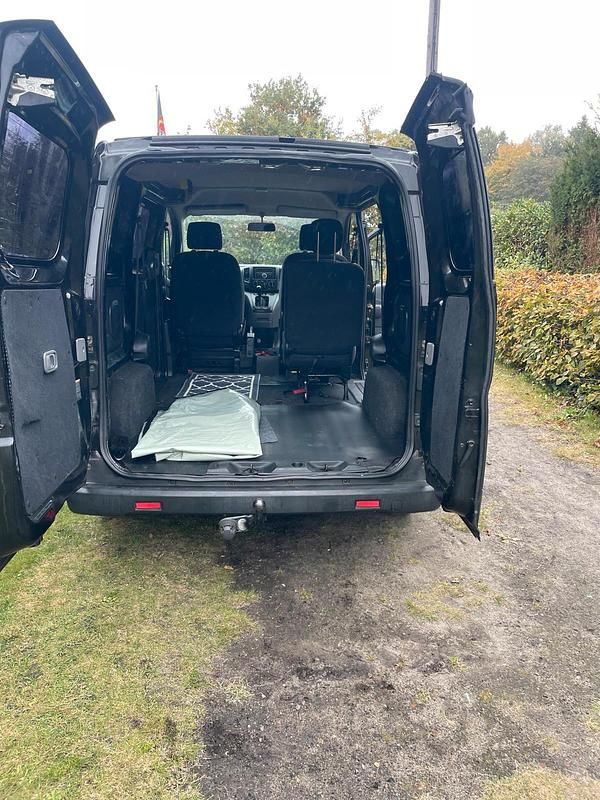 Gebraucht Nissan NV200 90 PS (66 kW) 2011 Schwarz Van / Kleinbus