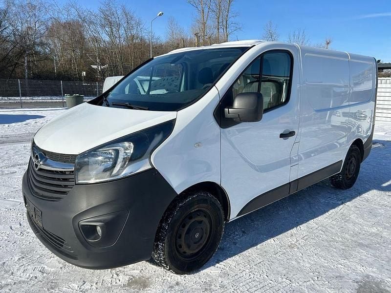 Gebraucht Opel Vivaro 140 PS (102 kW) 2015 Weiß Van / Kleinbus