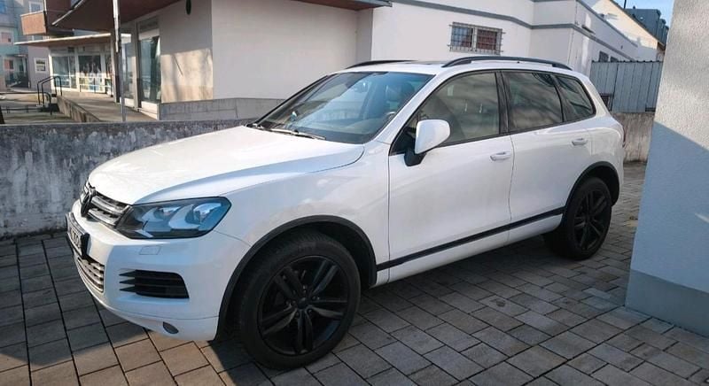 Gebraucht VW Touareg 245 PS (180 kW) 2012 Weiß SUV