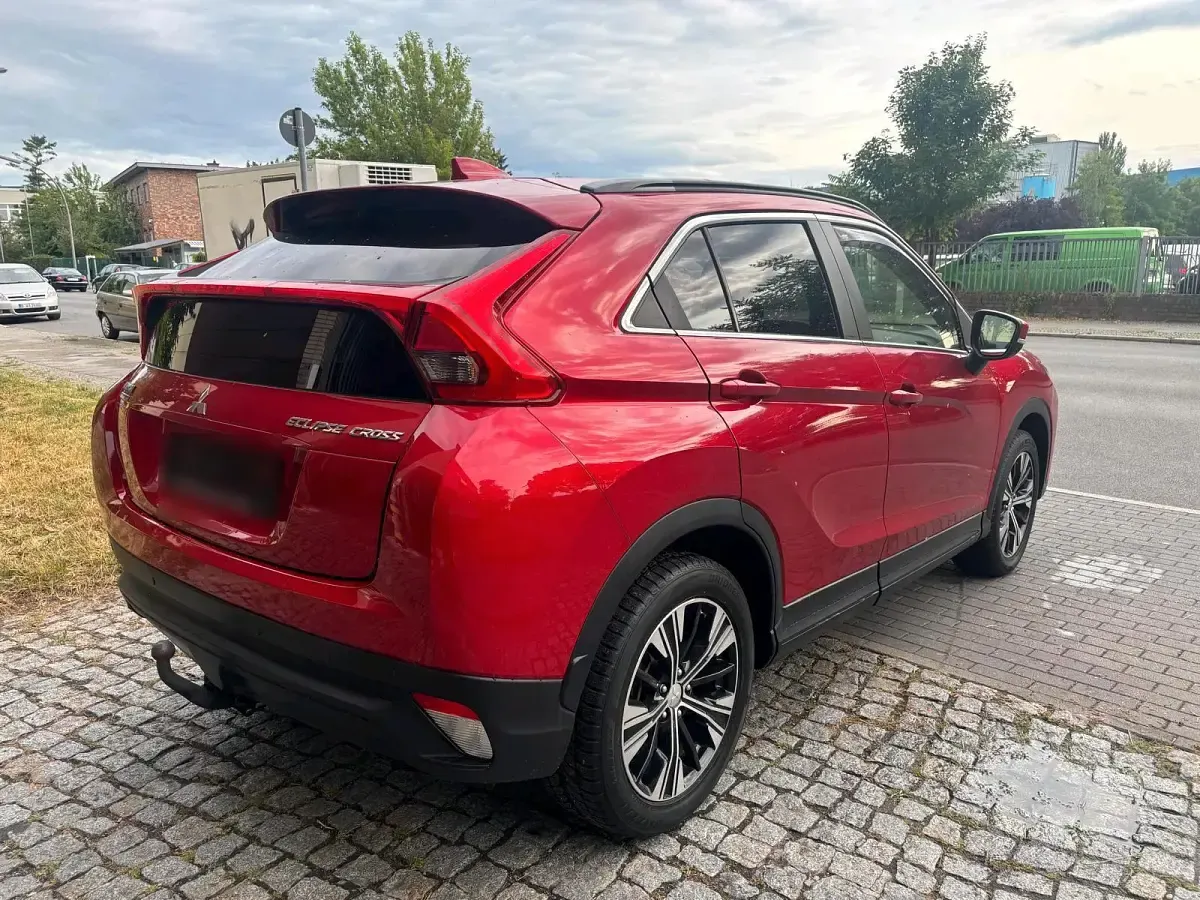 Gebraucht Mitsubishi Eclipse Cross 163 PS (119 kW) 2018 Rot SUV