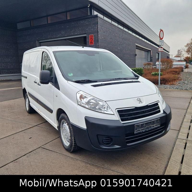 Gebraucht Peugeot Expert 128 PS (94 kW) 2014 Weiß Van