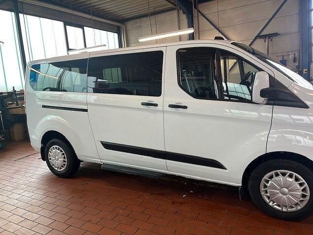 Gebraucht Ford Transit Custom 170 PS (125 kW) 2017 Weiß Limousine