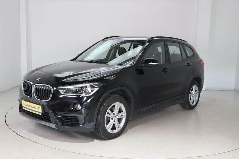 Schwarz Gebraucht 2019 BMW X1 SUV | 14.980 € (Superpreis) - Bild 1/4