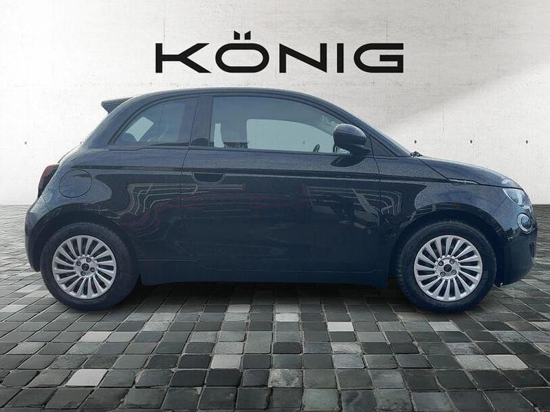 Gebraucht Fiat 500e 86 kW (118 PS) 2023 Schwarz Kleinwagen
