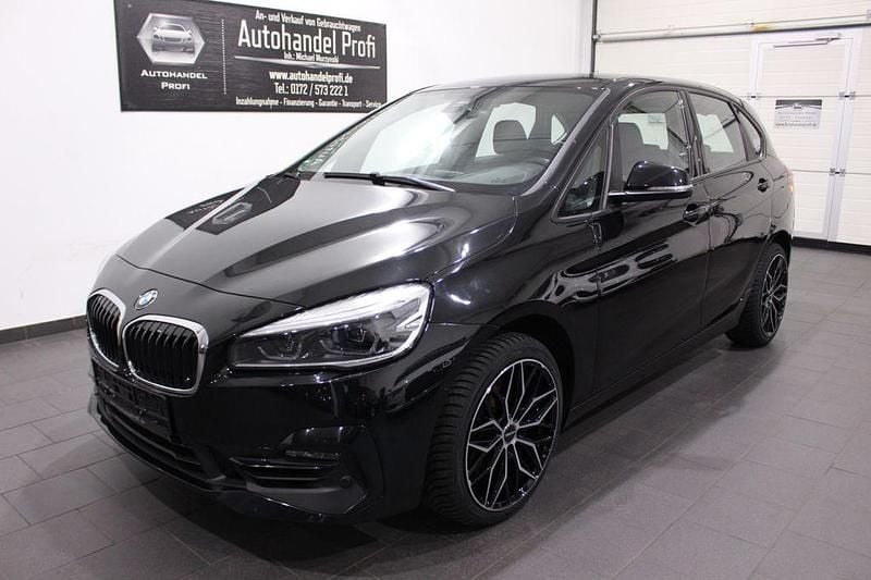 Gebraucht BMW 220 Sport Line 192 PS (141 kW) 2019 Schwarz Kombi