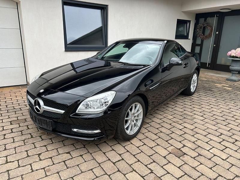 Gebraucht Mercedes SLK200 184 PS (135 kW) 2011 Schwarz Cabrio