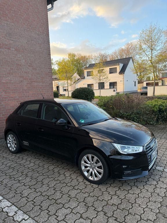 Gebraucht Audi A1 Sportback 90 PS (66 kW) 2017 Schwarz Kleinwagen