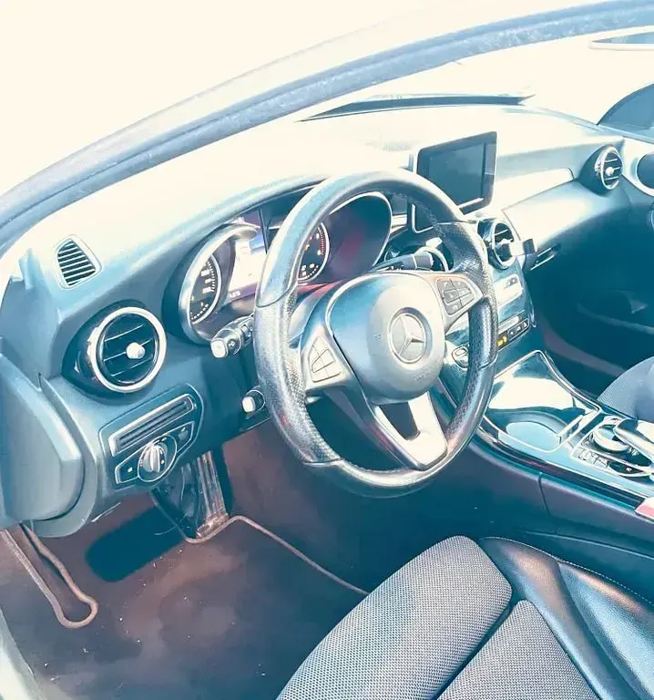 Second-hand Mercedes C220 170 CP (125 kW) 2017 Alb Break
