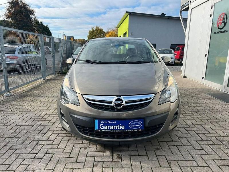 Gebraucht Opel Corsa Energy 69 PS (50 kW) 2014 Braun Limousine
