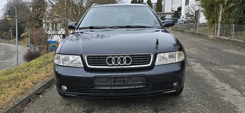 Gebraucht Audi A4 Ambiente 116 PS (85 kW) 2000 Blau Kombi