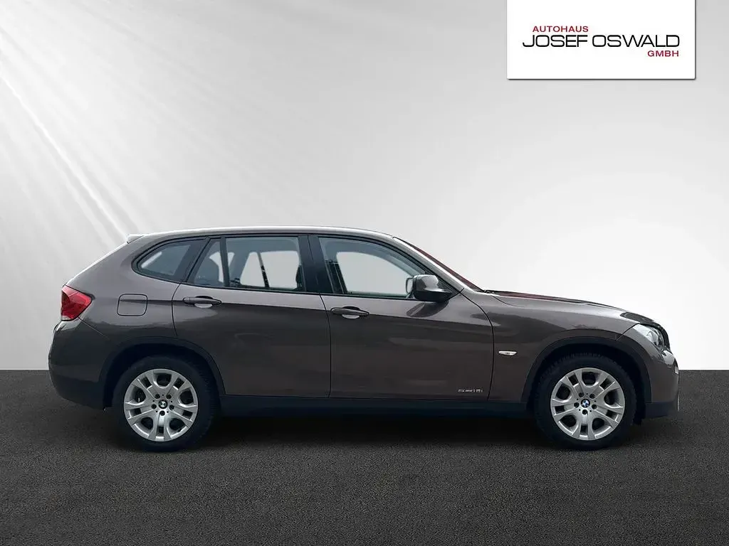 Gebraucht BMW X1 Sport Line 150 PS (110 kW) 2010 Braun SUV
