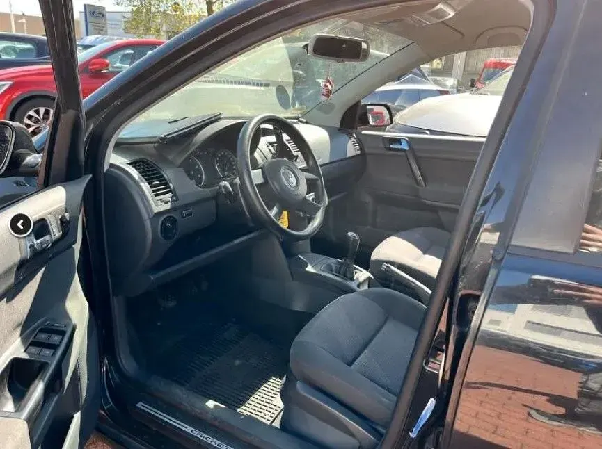 Gebraucht VW Polo Cricket 75 PS (55 kW) 2004 Schwarz Kleinwagen