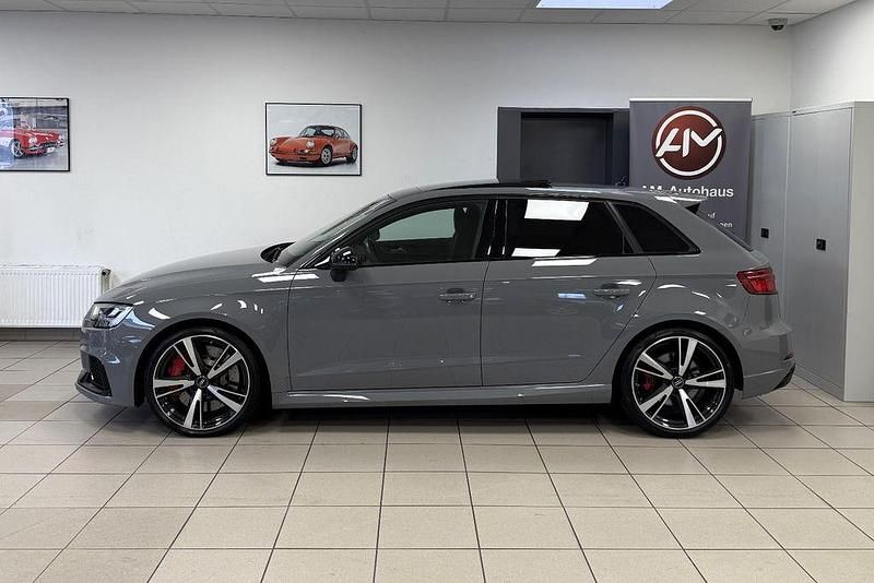 Gebraucht Audi RS3 Sport 400 PS (294 kW) 2019 Grau Limousine