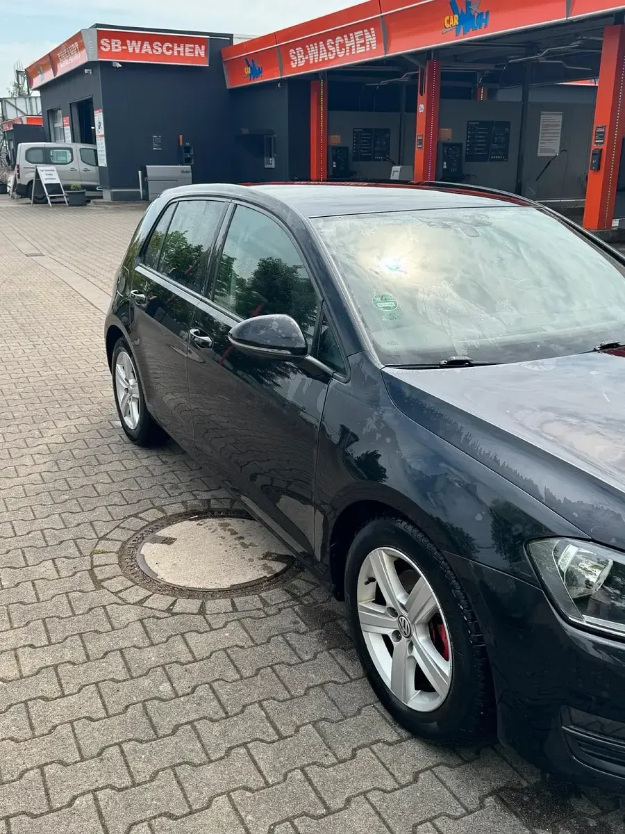 Gebraucht VW Golf VII 110 PS (80 kW) 2013 Schwarz Limousine