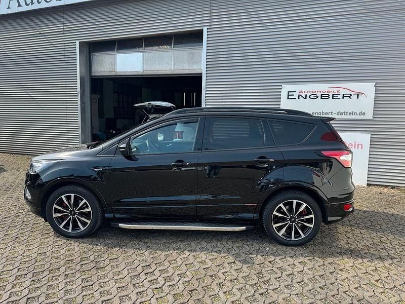 Gebraucht Ford Kuga ST-Line 150 PS (110 kW) 2019 Schwarz SUV