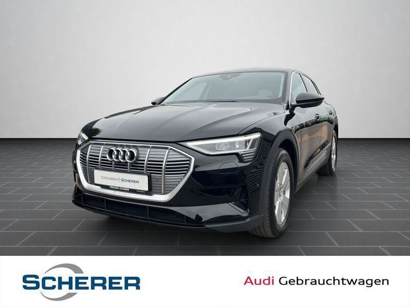Brillantschwarz Gebraucht 2022 Audi e-tron Basis SUV | 28.900 € (Fairer Preis) - Bild 1/4