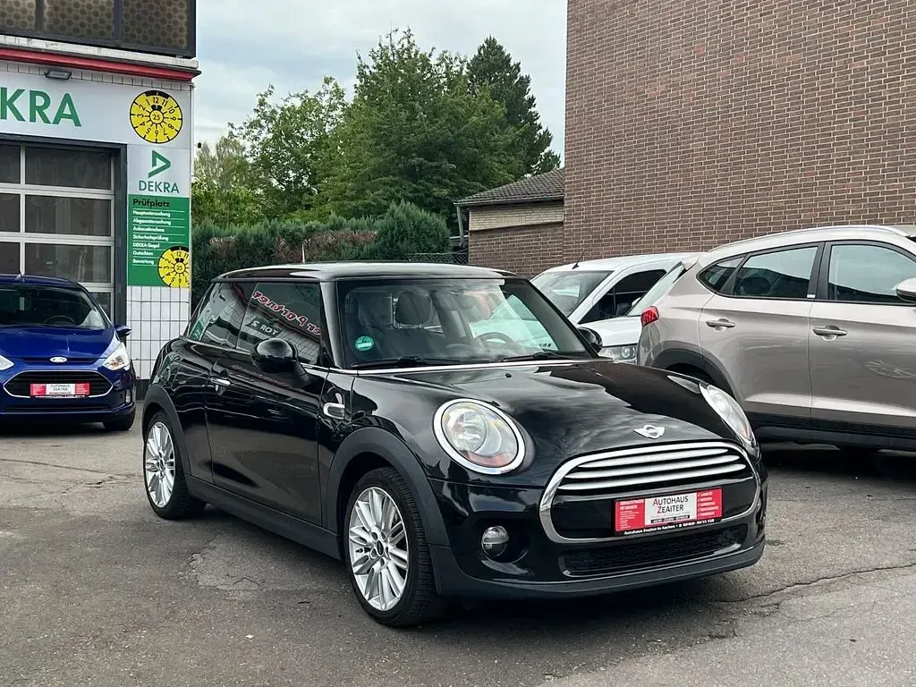 Gebraucht Mini Cooper 136 PS (100 kW) 2014 Schwarz Kleinwagen
