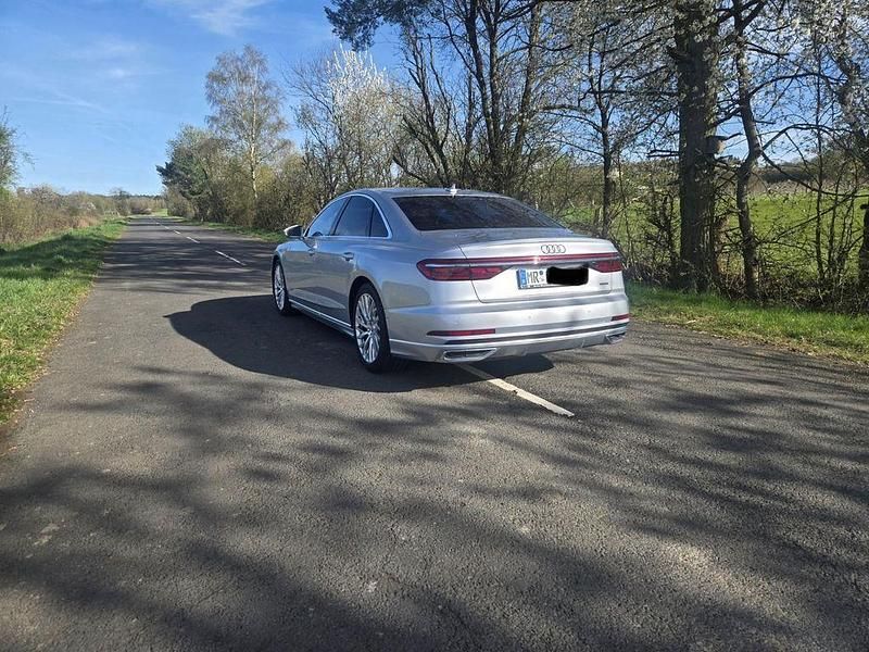 Gebraucht Audi A8 Ambiente 286 PS (210 kW) 2019 Silber Limousine