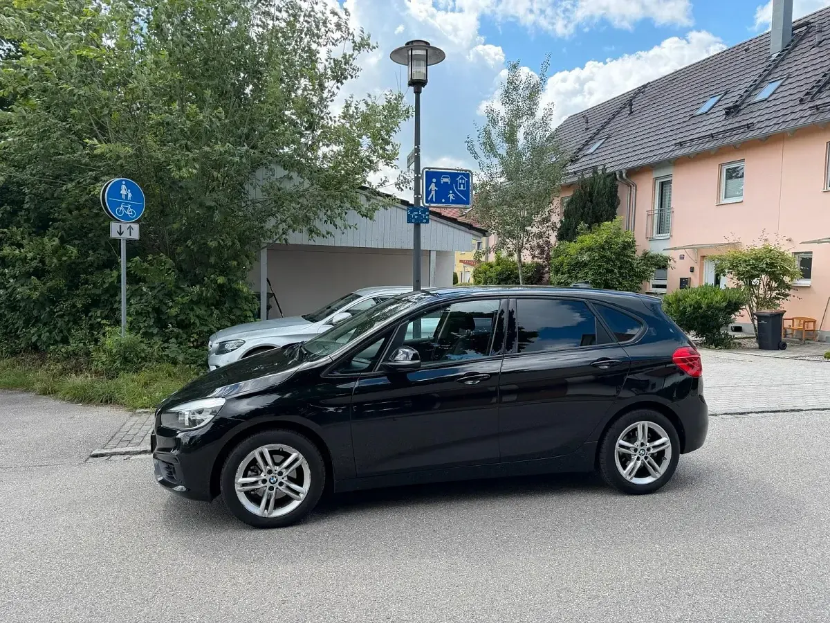 Gebraucht BMW 218 150 PS (110 kW) 2016 Schwarz Kombi