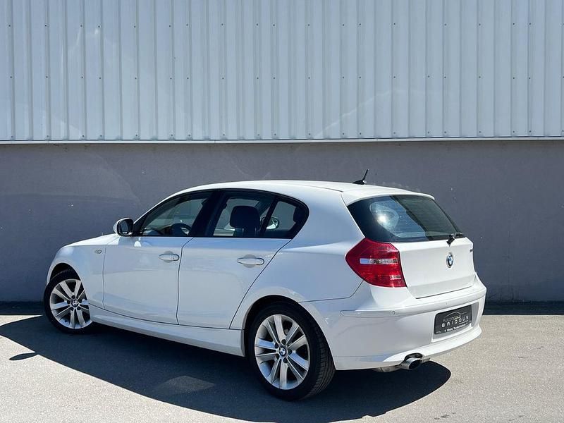 Używany BMW 116 Advantage 122 KM (89 kW) 2011 Biały Hatchback