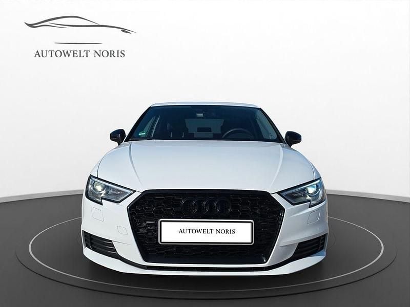 Gebraucht Audi A3 Basis 150 PS (110 kW) 2016 Weiß Kleinwagen