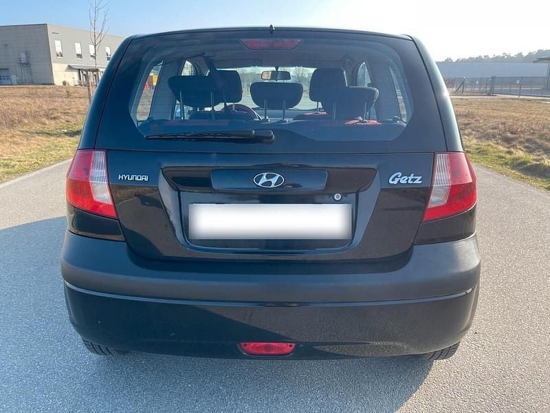 Gebraucht Hyundai Getz 69 PS (50 kW) 2008 Schwarz Kleinwagen