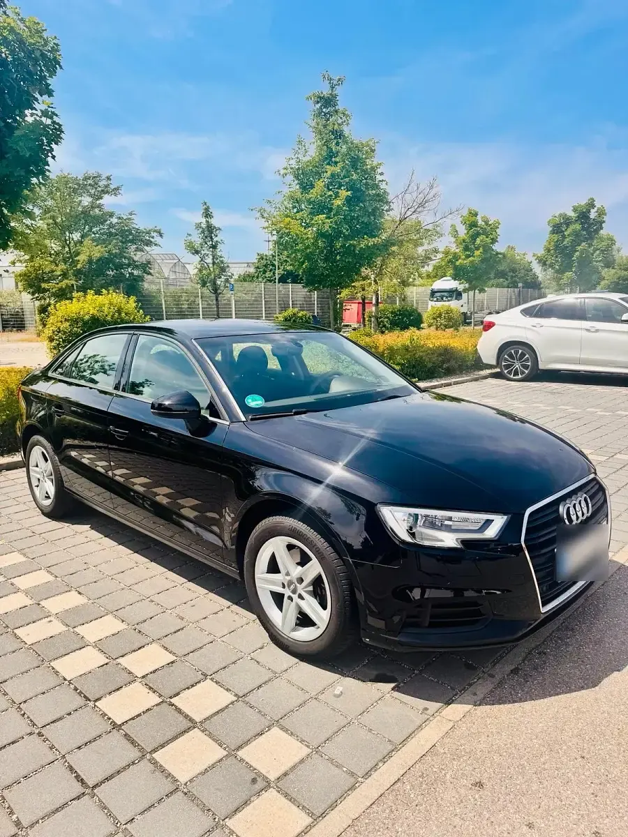 Gebraucht Audi A3 115 PS (84 kW) 2020 Schwarz Limousine