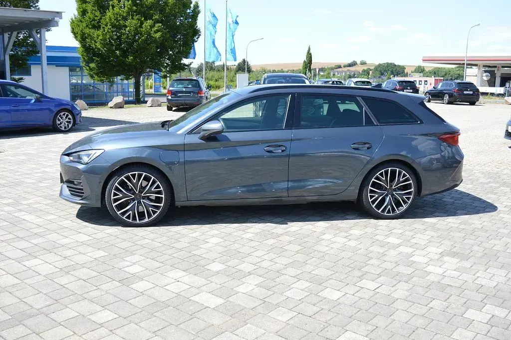 Gebraucht Cupra Leon VZ 245 PS (180 kW) 2023 Grau Limousine