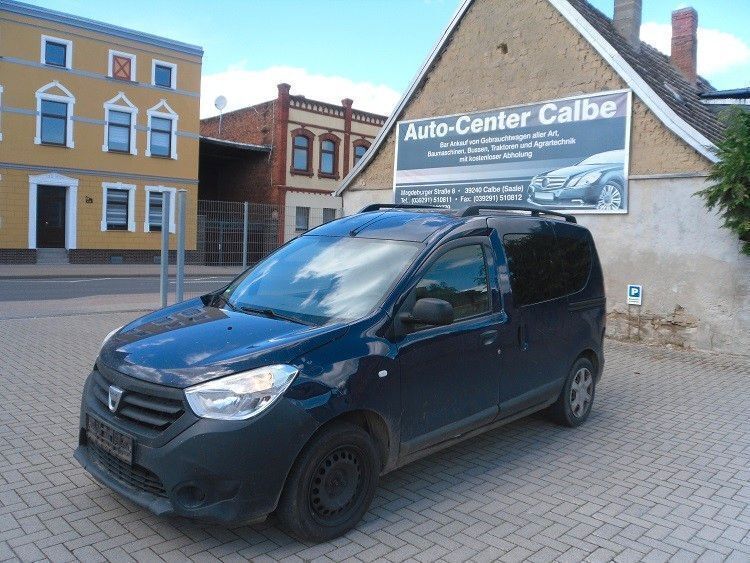 Blau Gebraucht 2015 Dacia Dokker Ambiance Van | 3.500 € (Teuer) - Bild 1/4