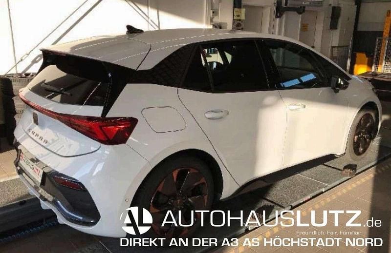 Gebraucht Cupra Born 169 kW (231 PS) 2022 Weiß Kleinwagen