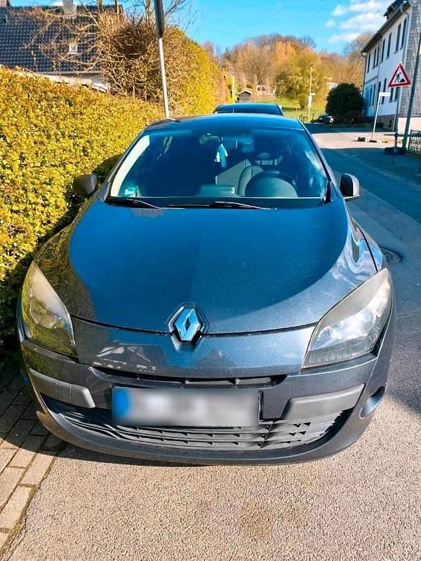 Gebraucht Renault Mégane 2011 Grau Limousine