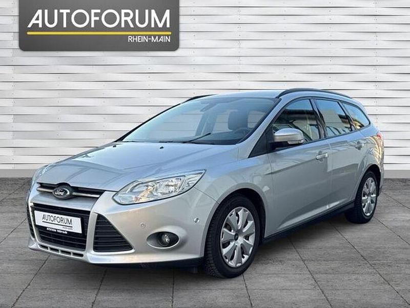 Gebraucht Ford Focus 105 PS (77 kW) 2014 Grau Kombi